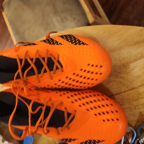 Adidas predator soccer - Picture 2 of 5